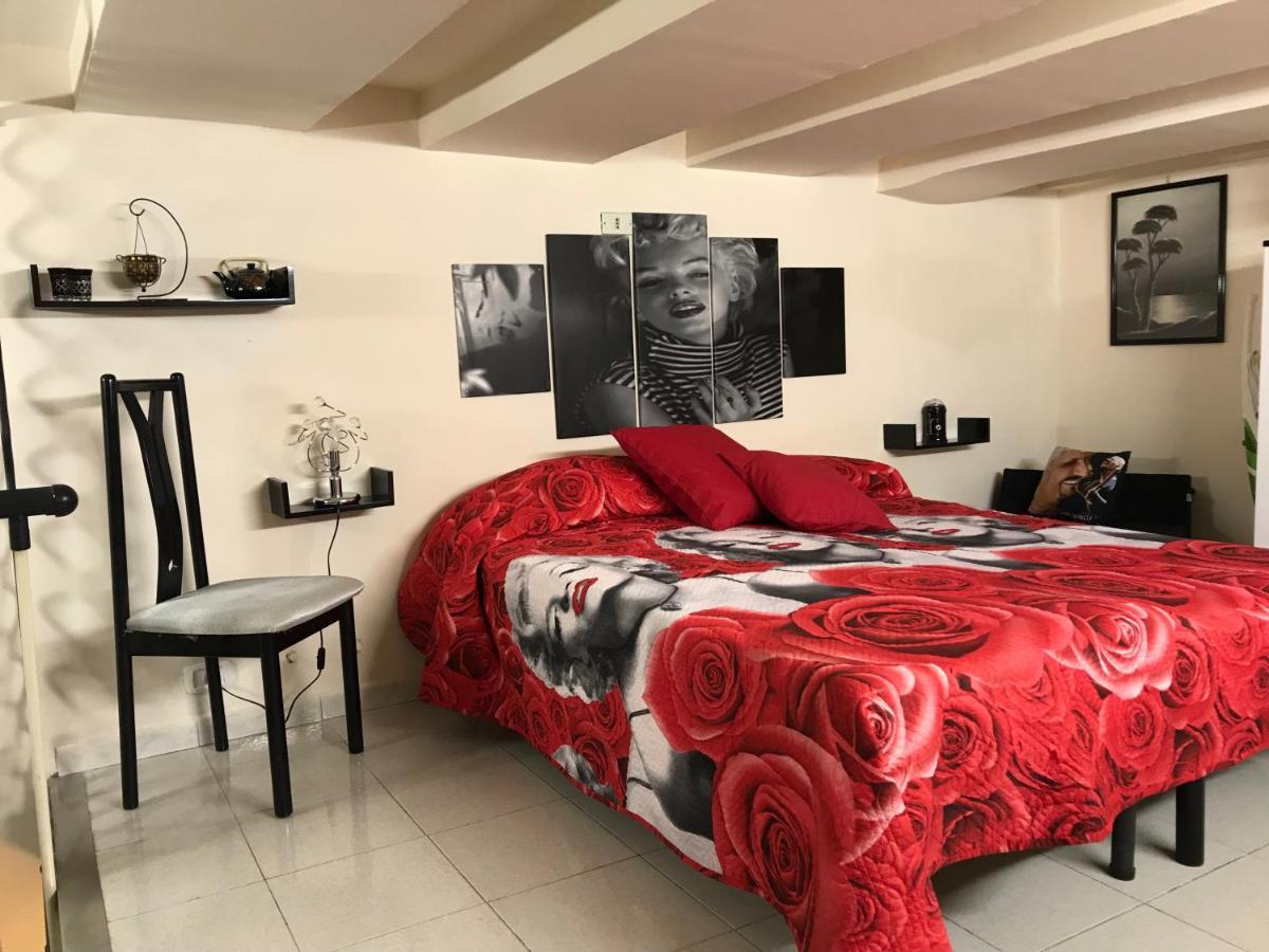 Lucy Hostel Napoli Dış mekan fotoğraf