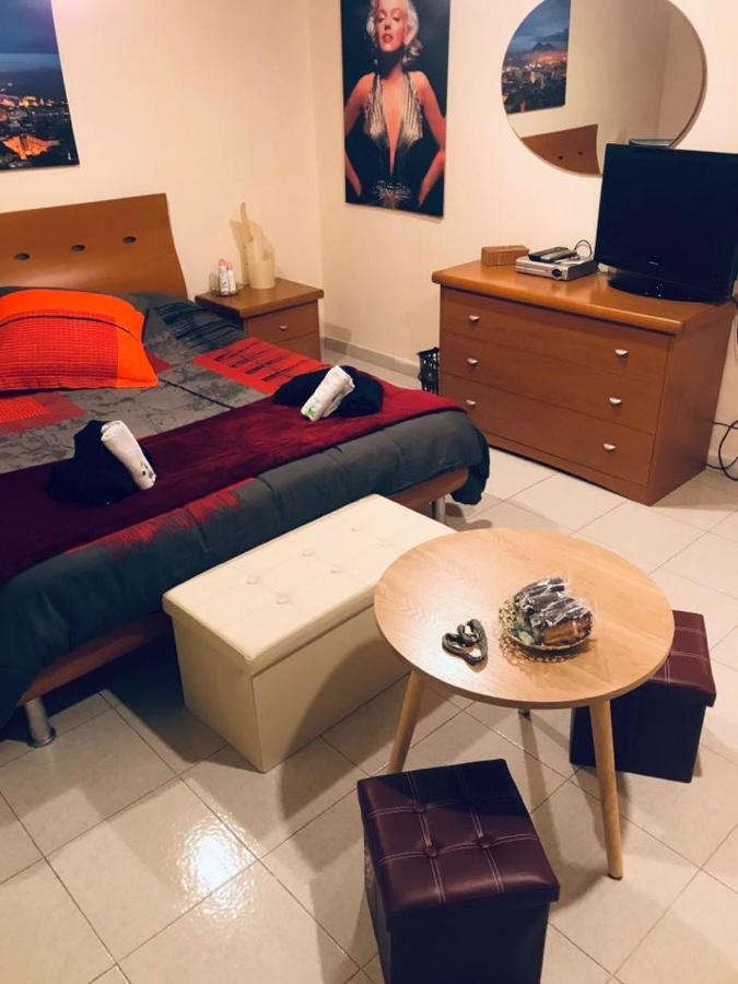 Lucy Hostel Napoli Dış mekan fotoğraf