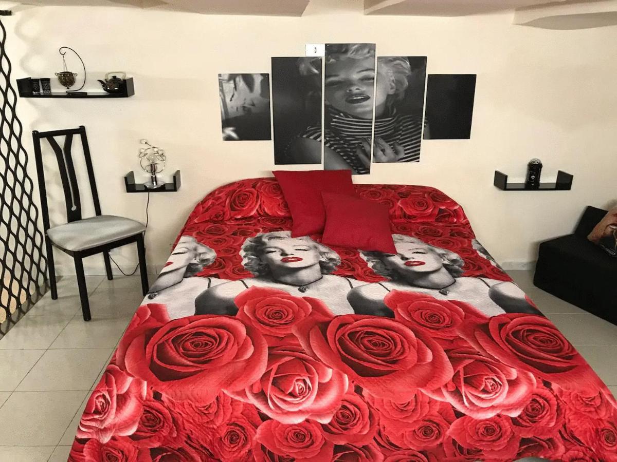 Lucy Hostel Napoli Dış mekan fotoğraf