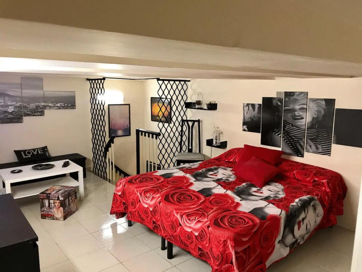 Lucy Hostel Napoli Dış mekan fotoğraf